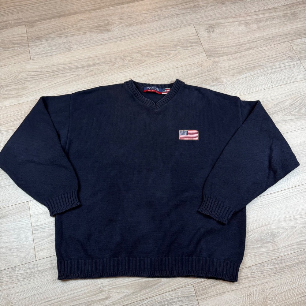 Vintage 90s Focus America Navy Blue V-Neck Sweater USA Flag Patch Cotton Mens XL